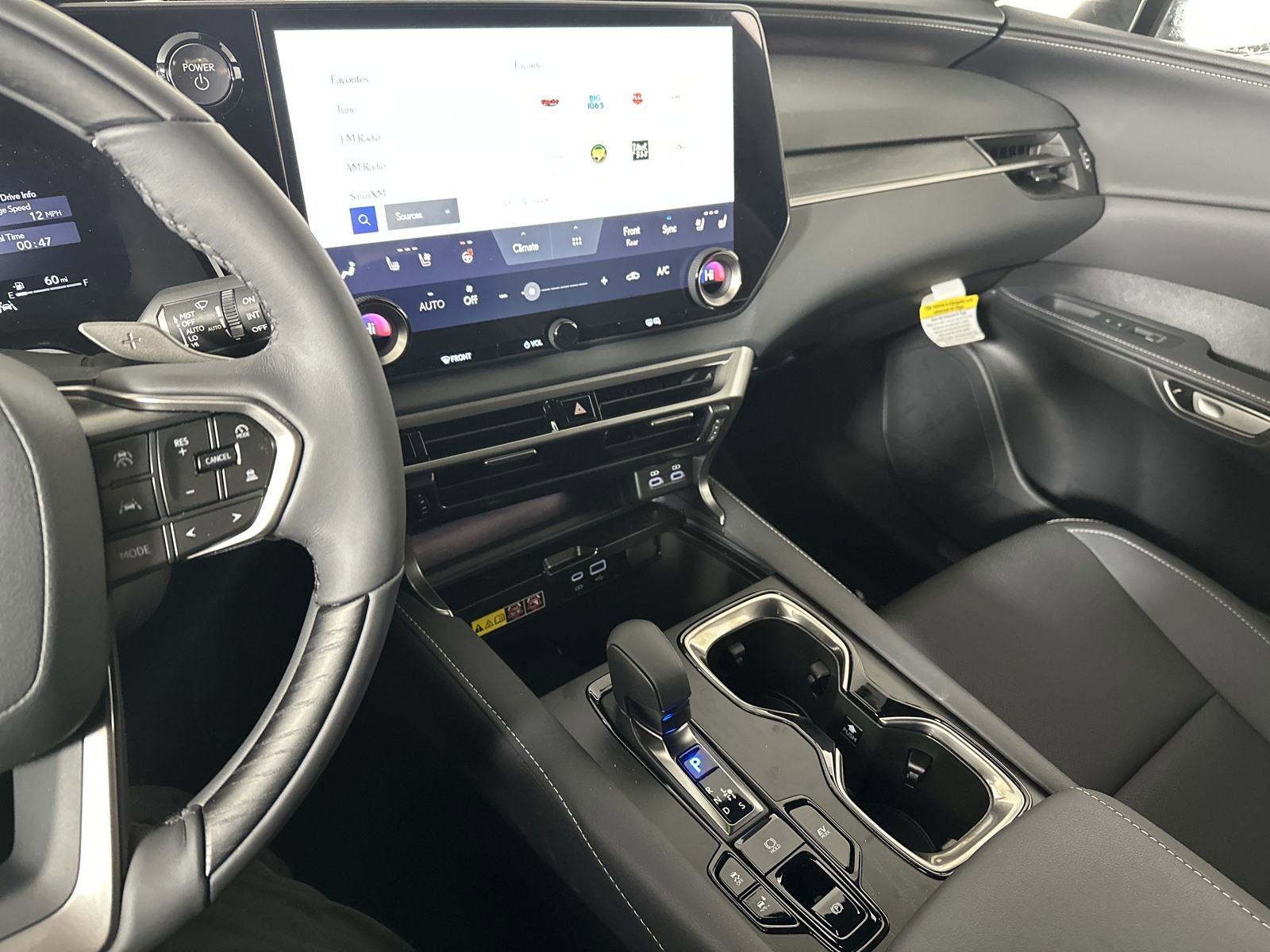 Used 2025 Lexus RX 350h w/ Convenience Package image 19