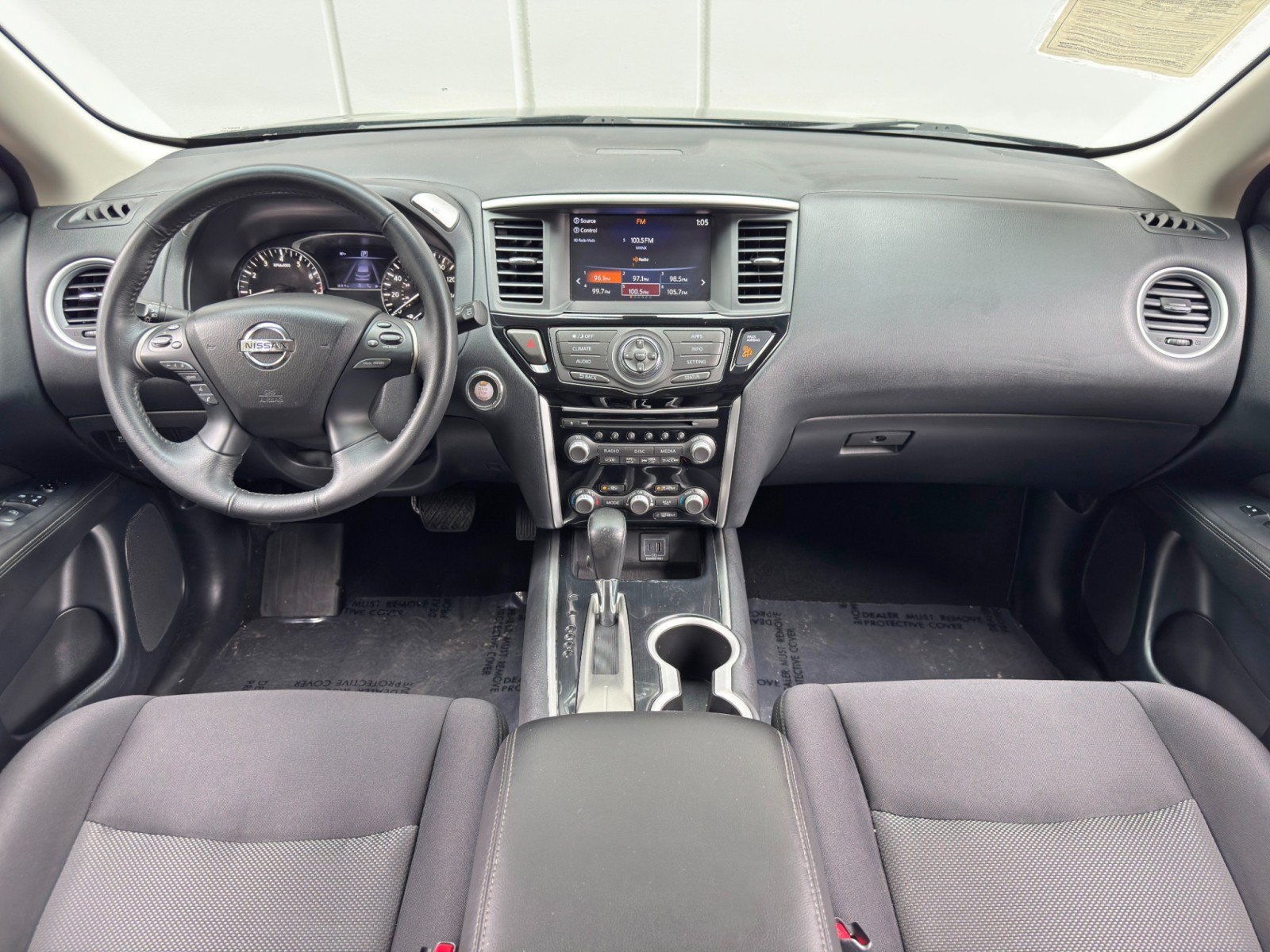 Used 2019 Nissan Pathfinder SV FWD image 11