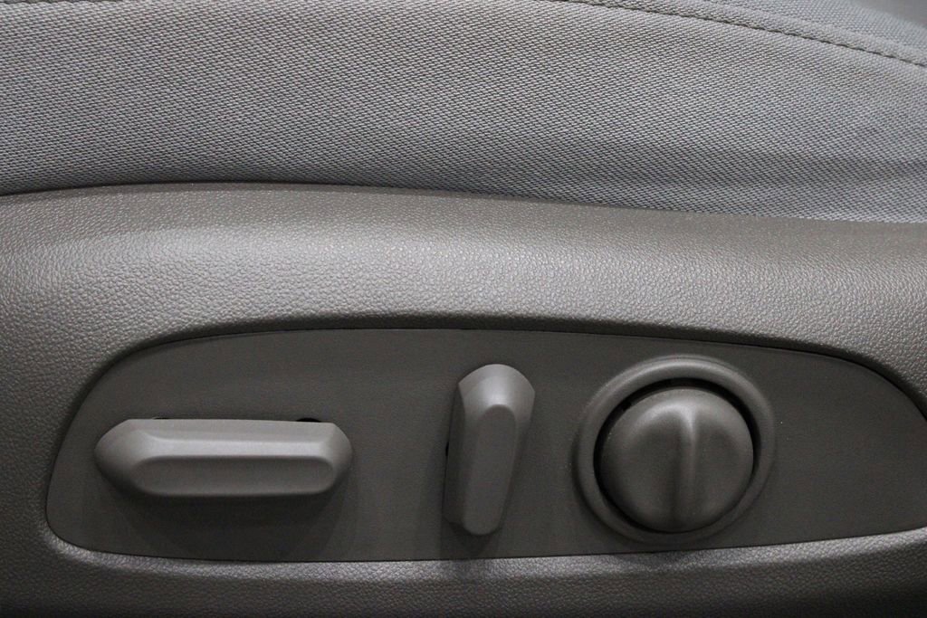 Used 2022 Chevrolet Malibu LT image 19