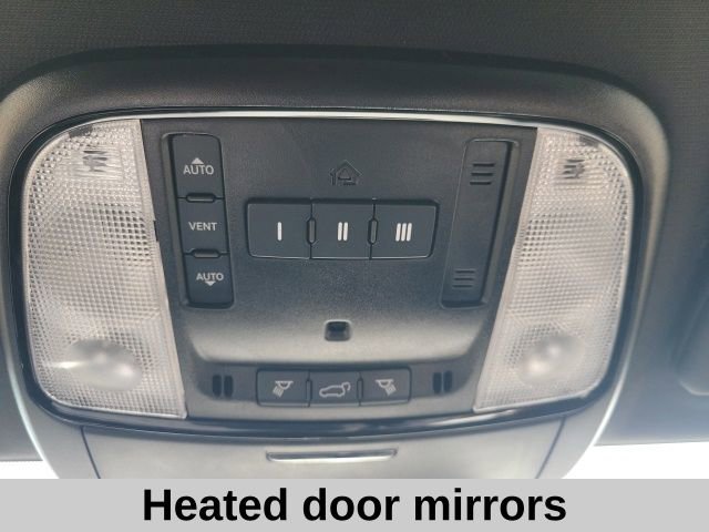 Used 2023 Dodge Durango GT image 11