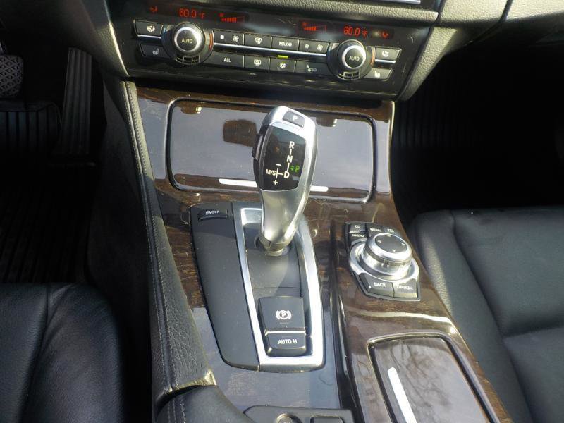Used 2011 BMW 528i Sedan image 14