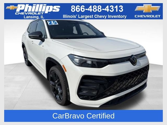 Used 2025 Volkswagen Tiguan SE R-Line