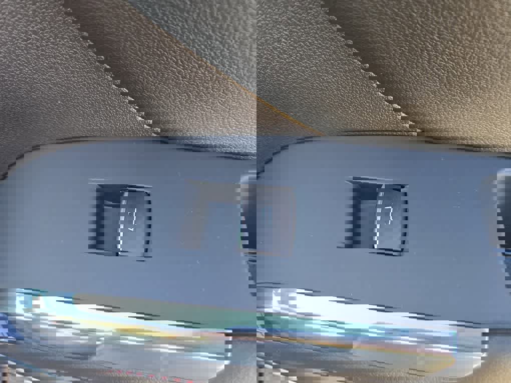 New 2026 Chevrolet Traverse RS image 40