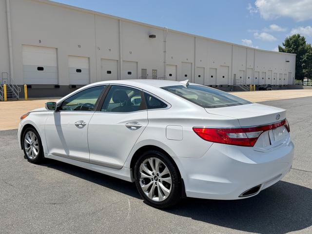 Used 2012 Hyundai Azera FWD image 3