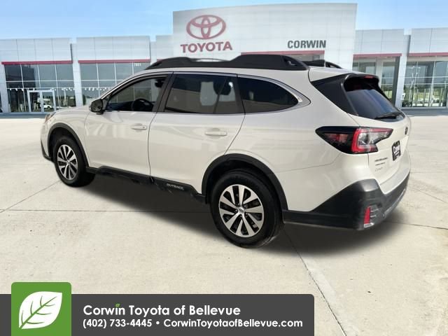 Used 2022 Subaru Outback Premium image 3