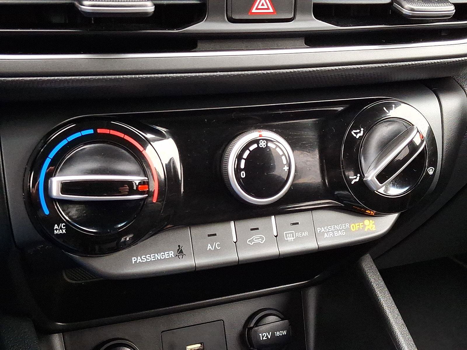 Used 2022 Hyundai Kona SEL image 15