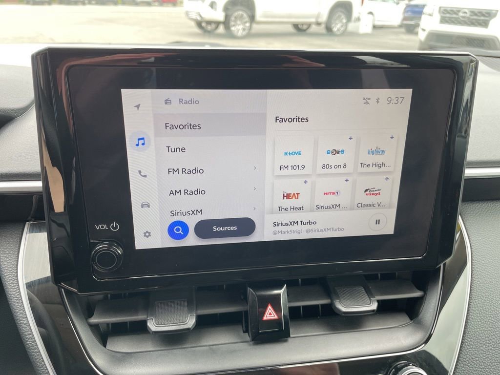 Used 2025 Toyota Corolla LE image 10