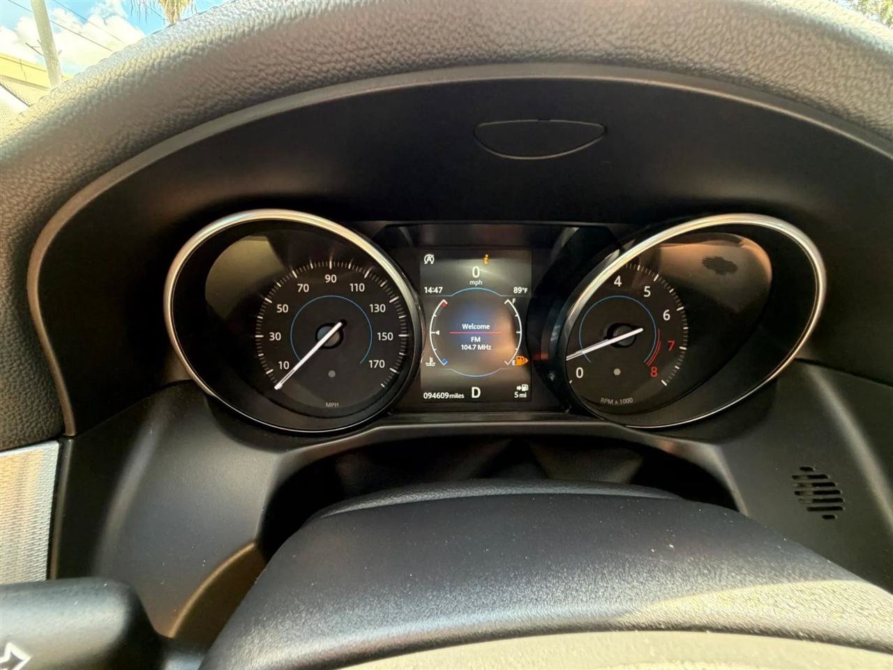 Used 2018 Jaguar XF Premium RWD image 44