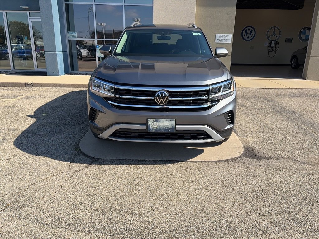 Certified 2023 Volkswagen Atlas SEL image 3