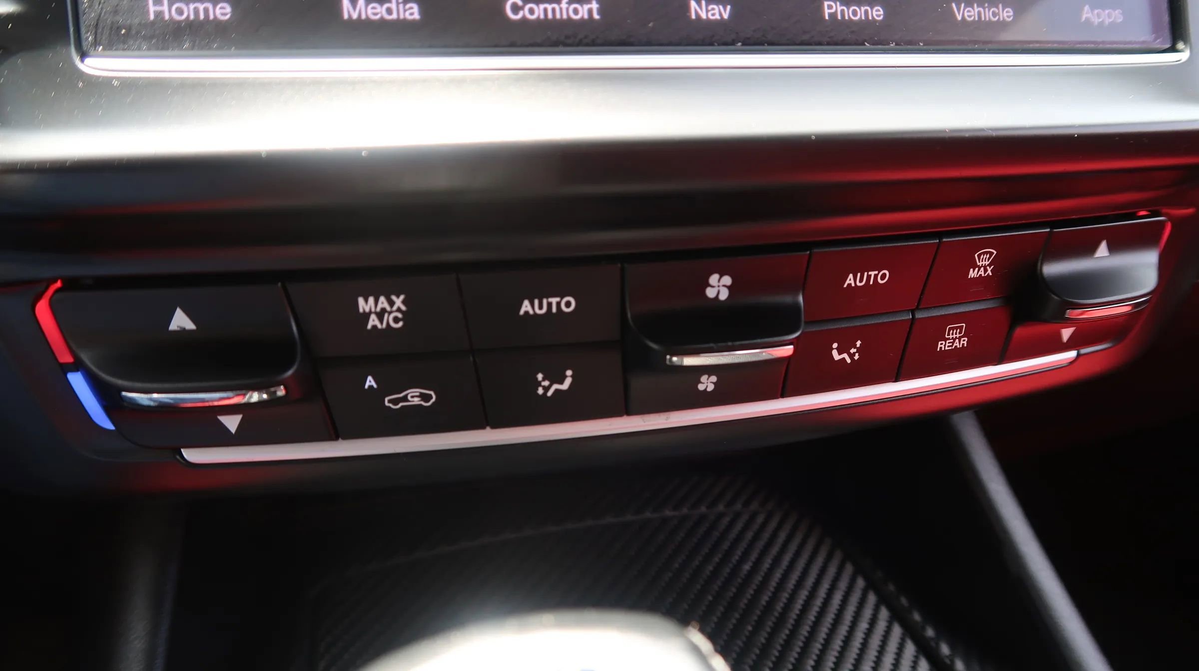 Used 2022 Maserati Levante Modena AWD/4WD image 34