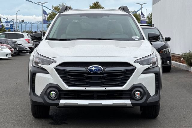 Used 2025 Subaru Outback Limited image 6
