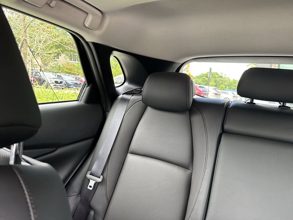 Used 2023 MAZDA CX-30 AWD 2.5 S w/ Premium Package image 17