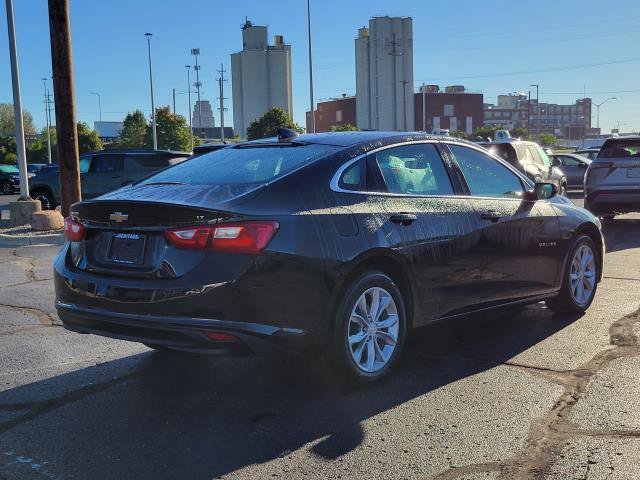 Used 2025 Chevrolet Malibu LT FWD image 2