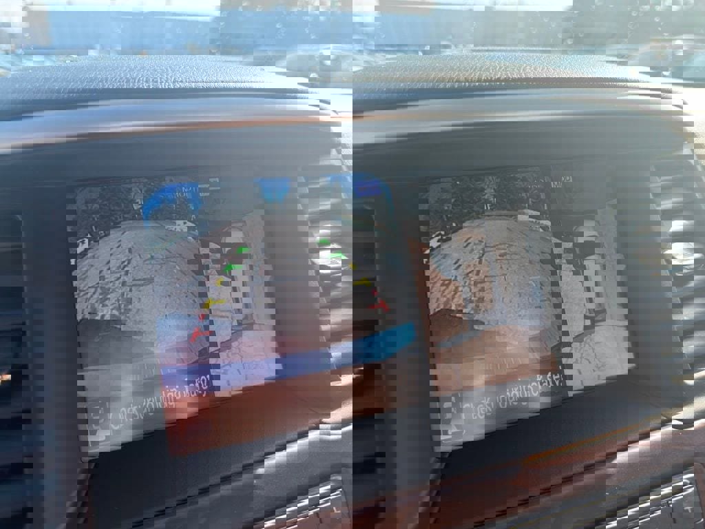 Used 2017 Nissan Pathfinder Platinum w/ Cargo Package image 26