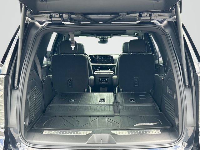 Used 2026 Chevrolet Tahoe High Country AWD/4WD image 19