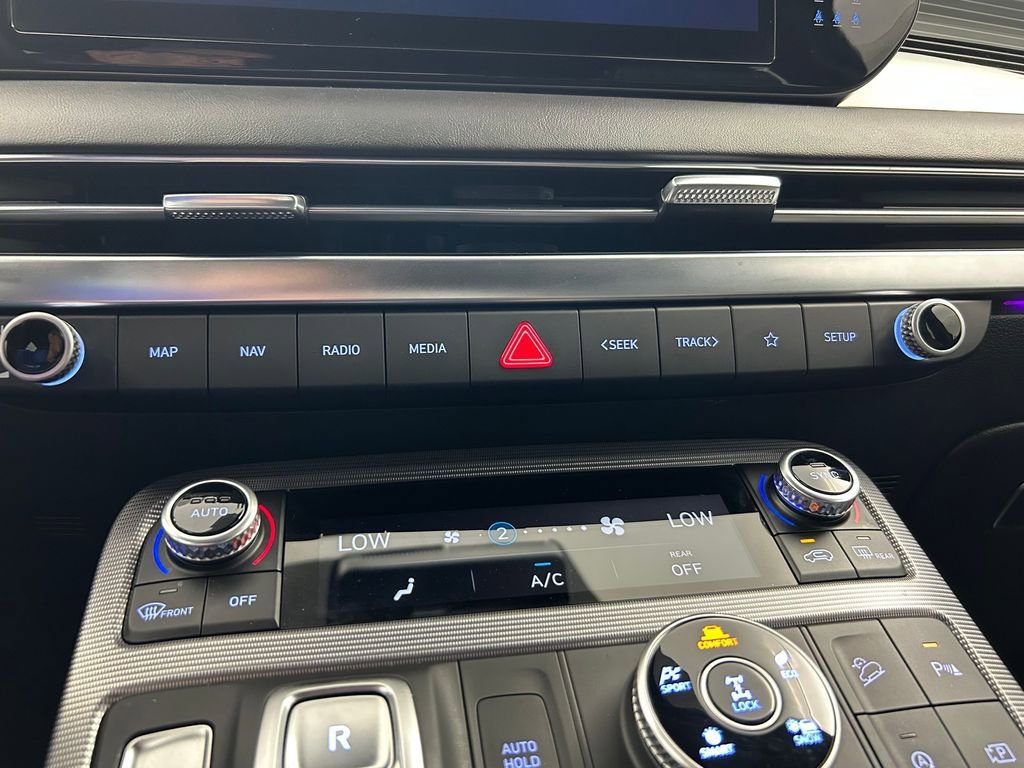 Used 2024 Hyundai Palisade Calligraphy image 27