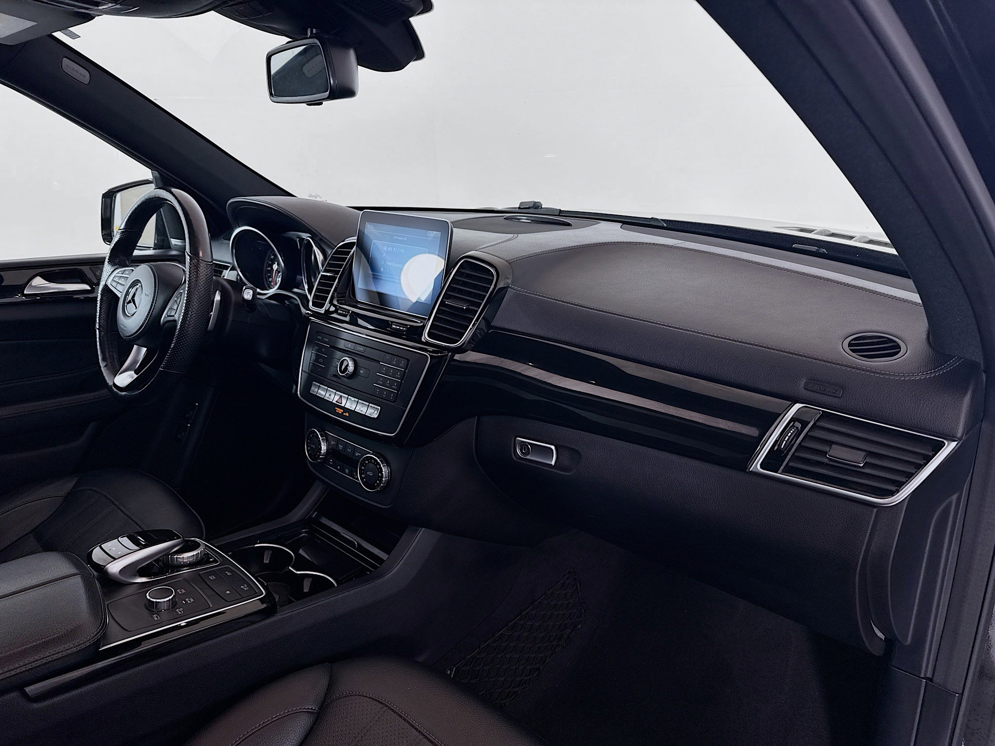 Used 2019 Mercedes-Benz GLS 450 4MATIC image 30