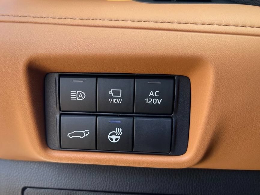 New 2026 Toyota Highlander Platinum AWD/4WD image 30