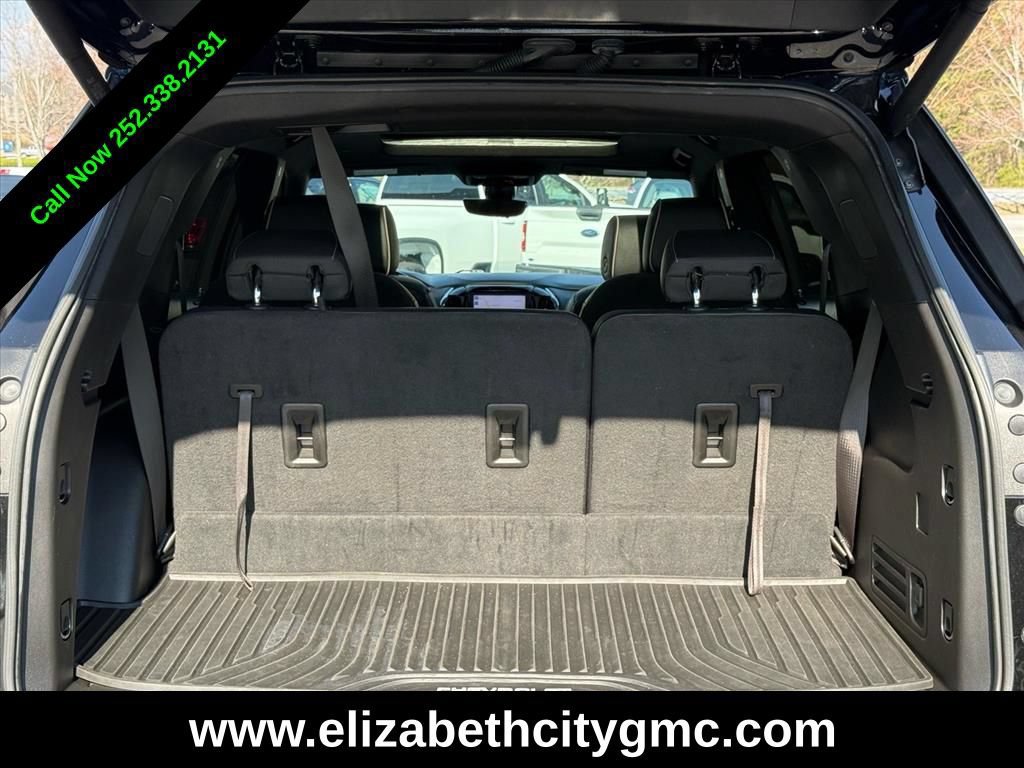 Used 2023 Chevrolet Traverse Premier AWD/4WD image 17