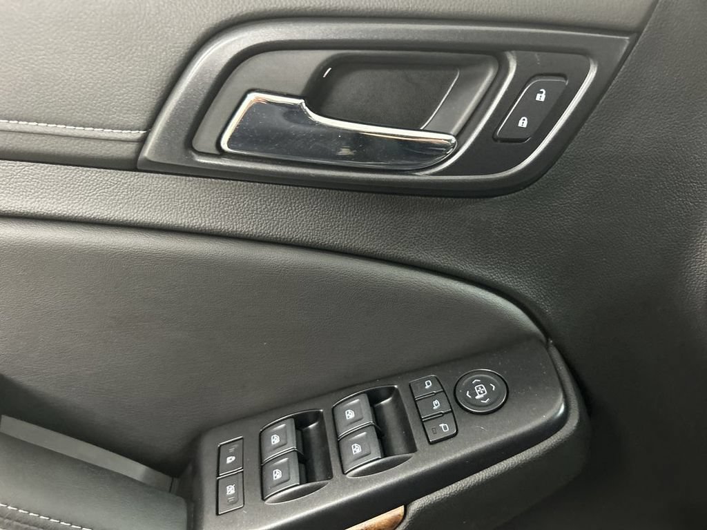 Used 2020 Chevrolet Tahoe Premier AWD/4WD image 11