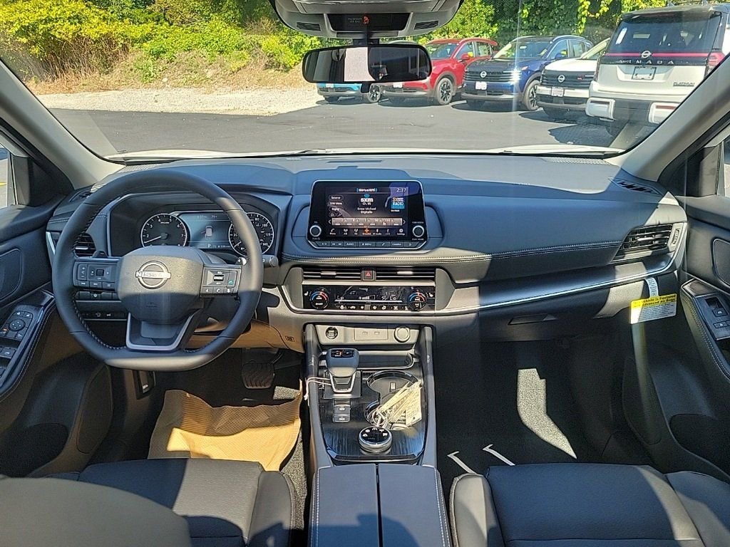 New 2026 Nissan Rogue SV w/ SV Premium Package image 15