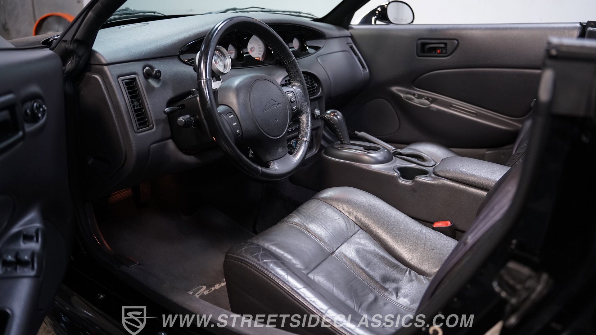 Used 1999 Plymouth Prowler RWD image 4