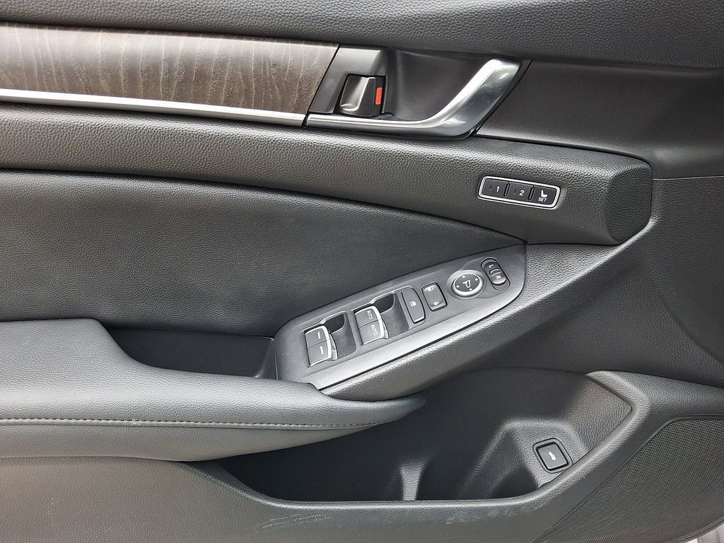 Used 2022 Honda Accord EX-L image 12