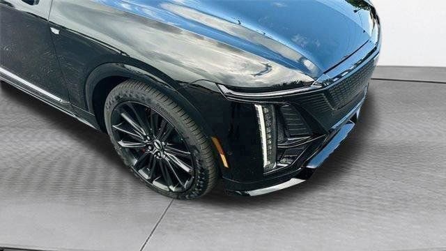 New 2026 Cadillac Lyriq V image 10