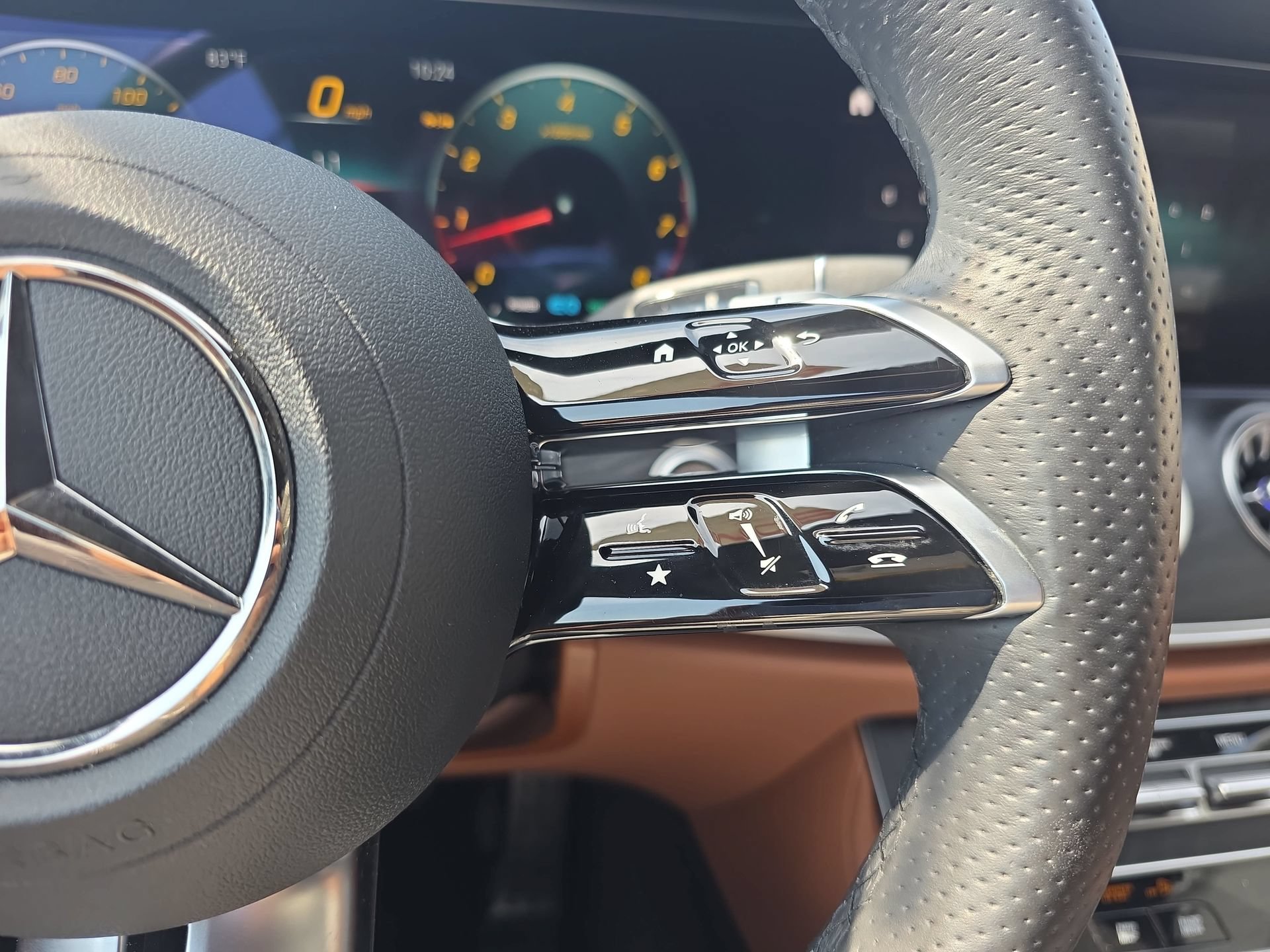 Certified 2023 Mercedes-Benz E 450 Cabriolet image 18