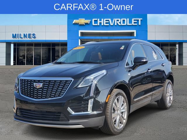 Certified 2024 Cadillac XT5 Premium Luxury w/ Technology Package AWD/4WD image 2
