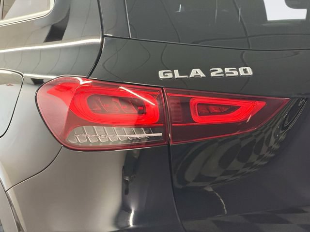 Certified 2022 Mercedes-Benz GLA 250 4MATIC image 10