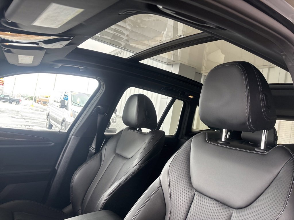 Used 2024 BMW X3 xDrive30i image 9