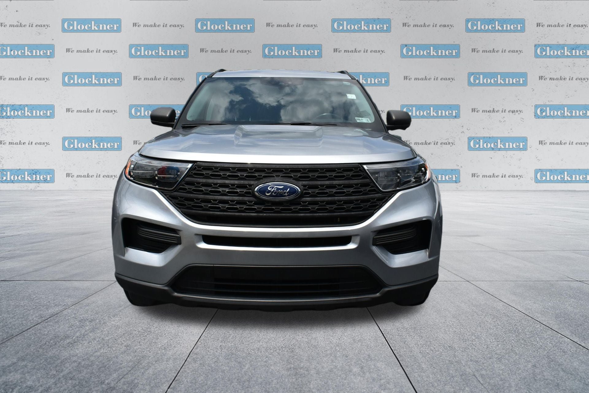 Used 2022 Ford Explorer XLT w/ Class IV Trailer Tow Package AWD/4WD image 2