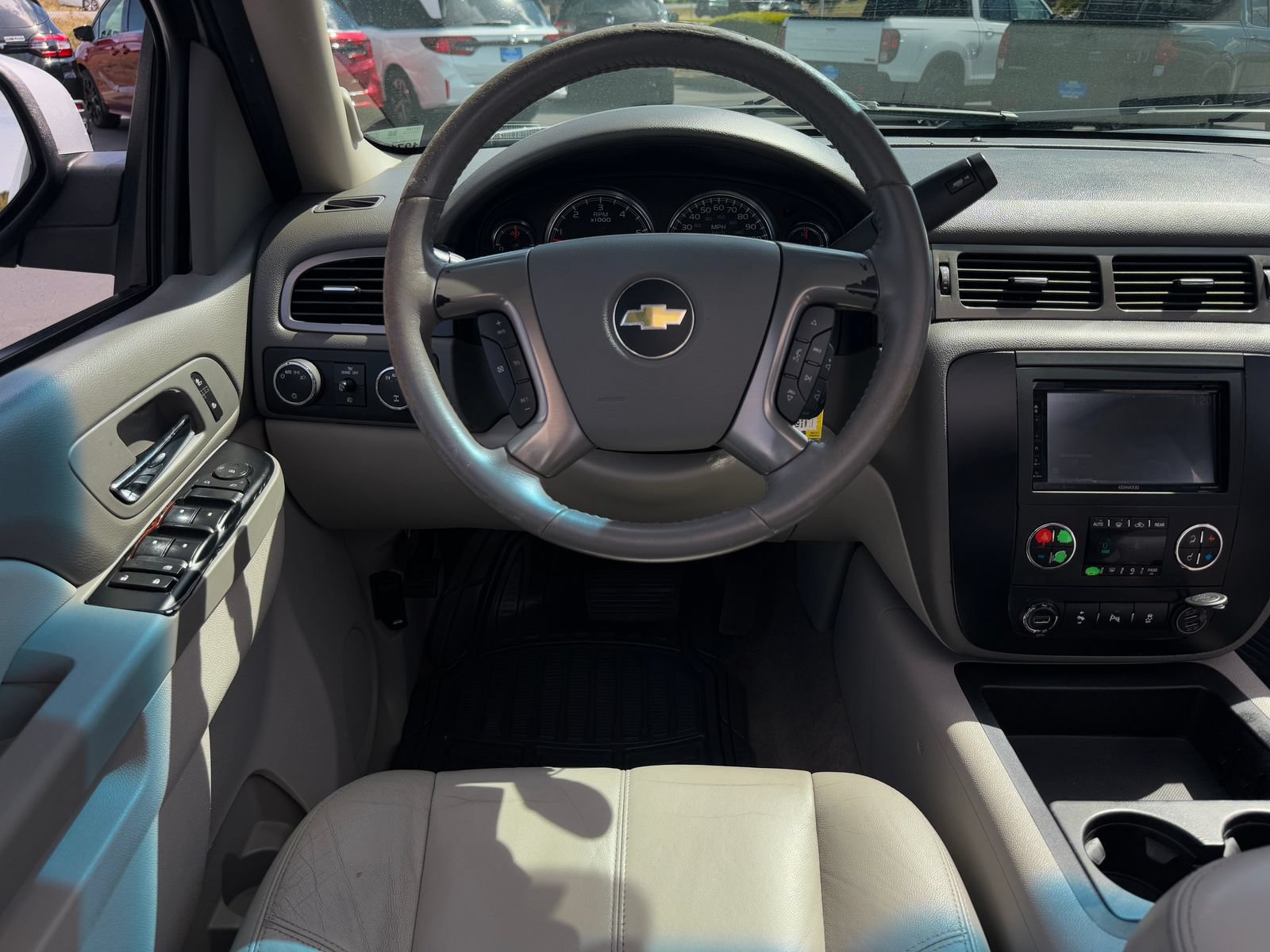 Used 2014 Chevrolet Suburban LT AWD/4WD image 16