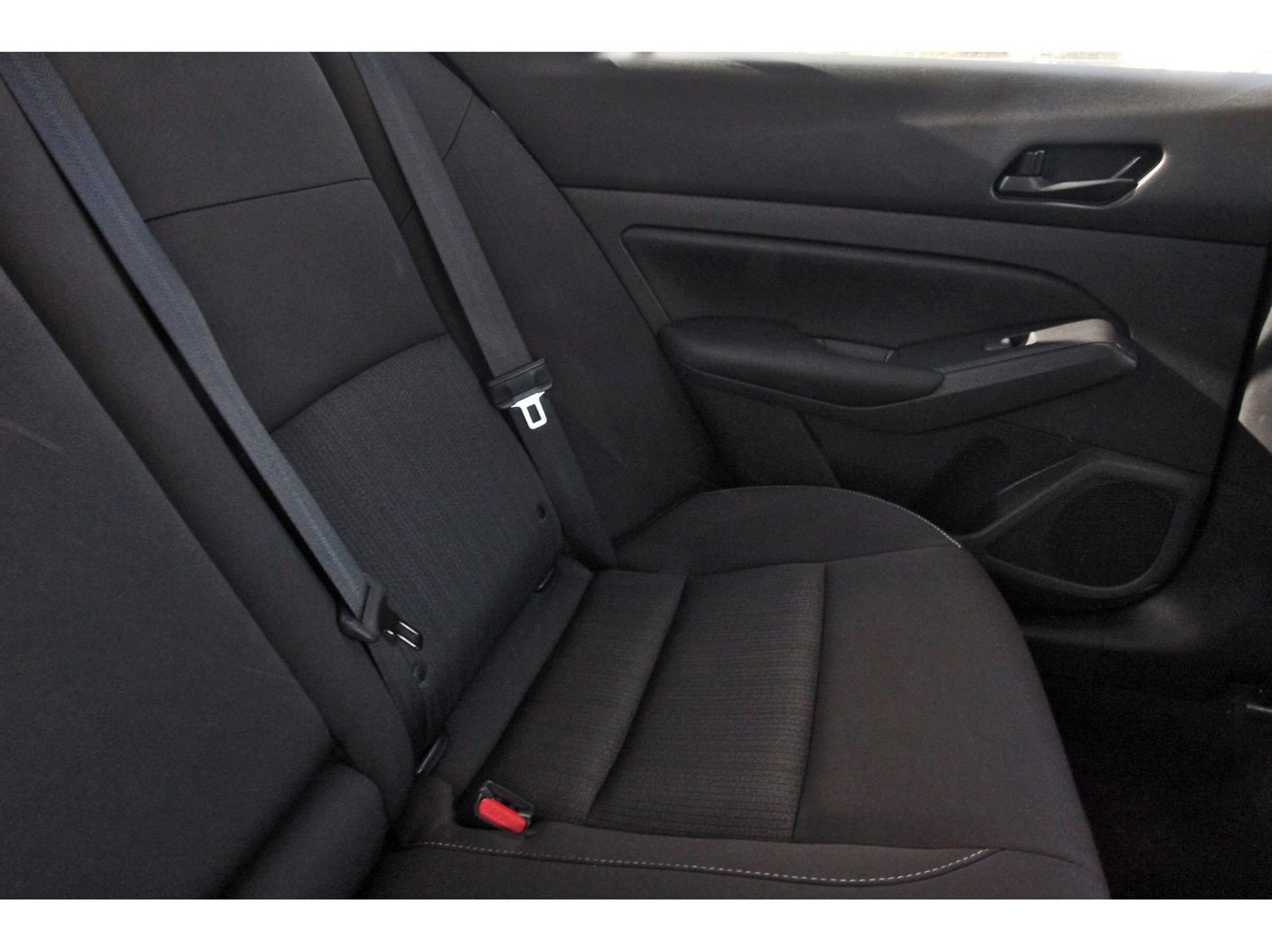 Used 2024 Nissan Altima 2.5 S FWD image 15