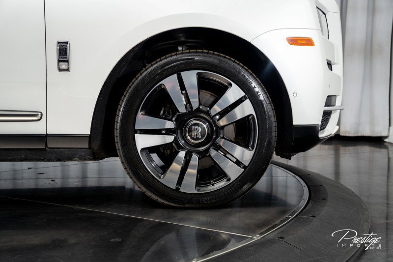 Used 2021 Rolls-Royce Cullinan image 23