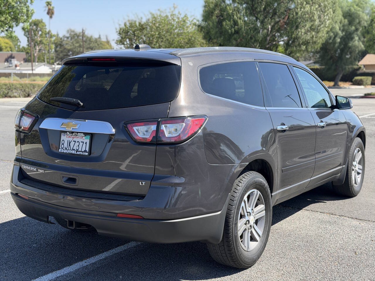 Used 2017 Chevrolet Traverse LT AWD/4WD image 7