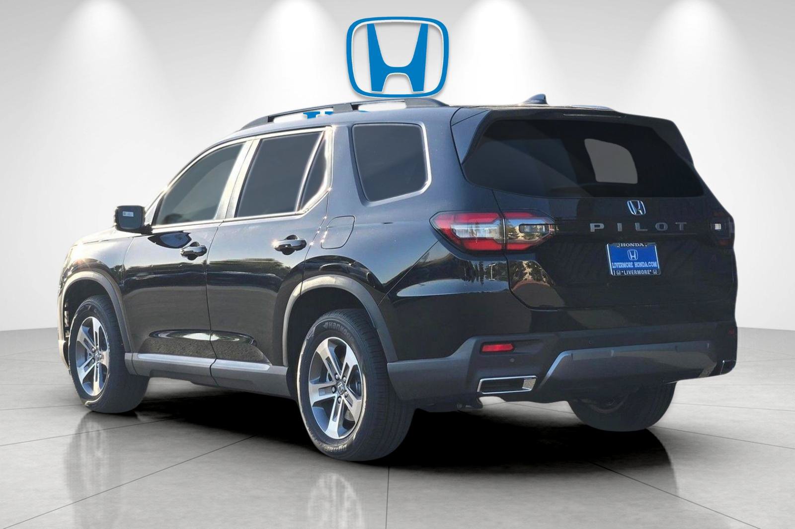 New 2026 Honda Pilot EX-L image 8