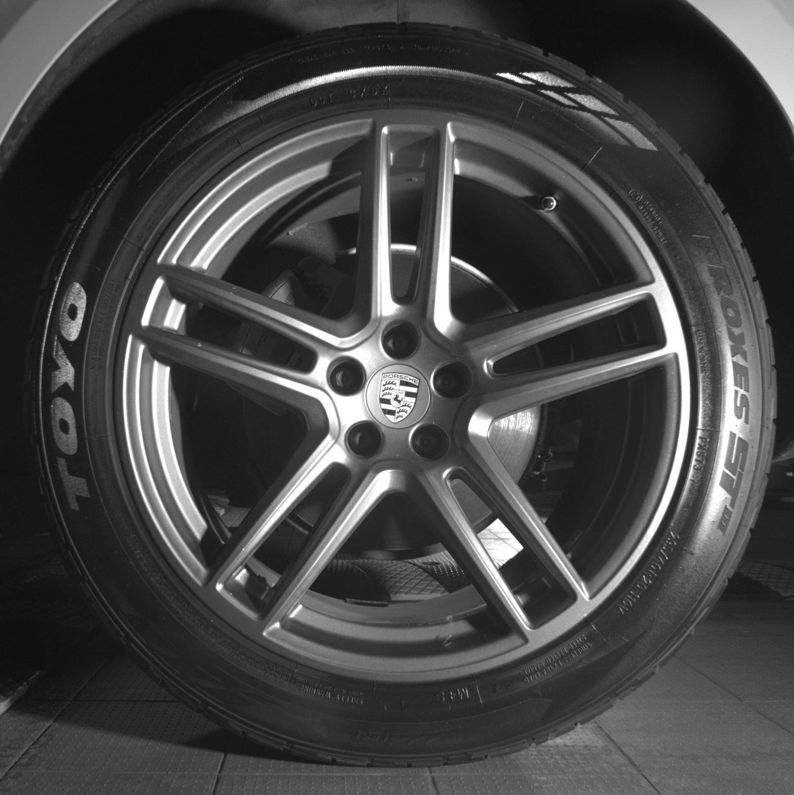 Used 2020 Porsche Macan S w/ Premium Package Plus AWD/4WD image 11