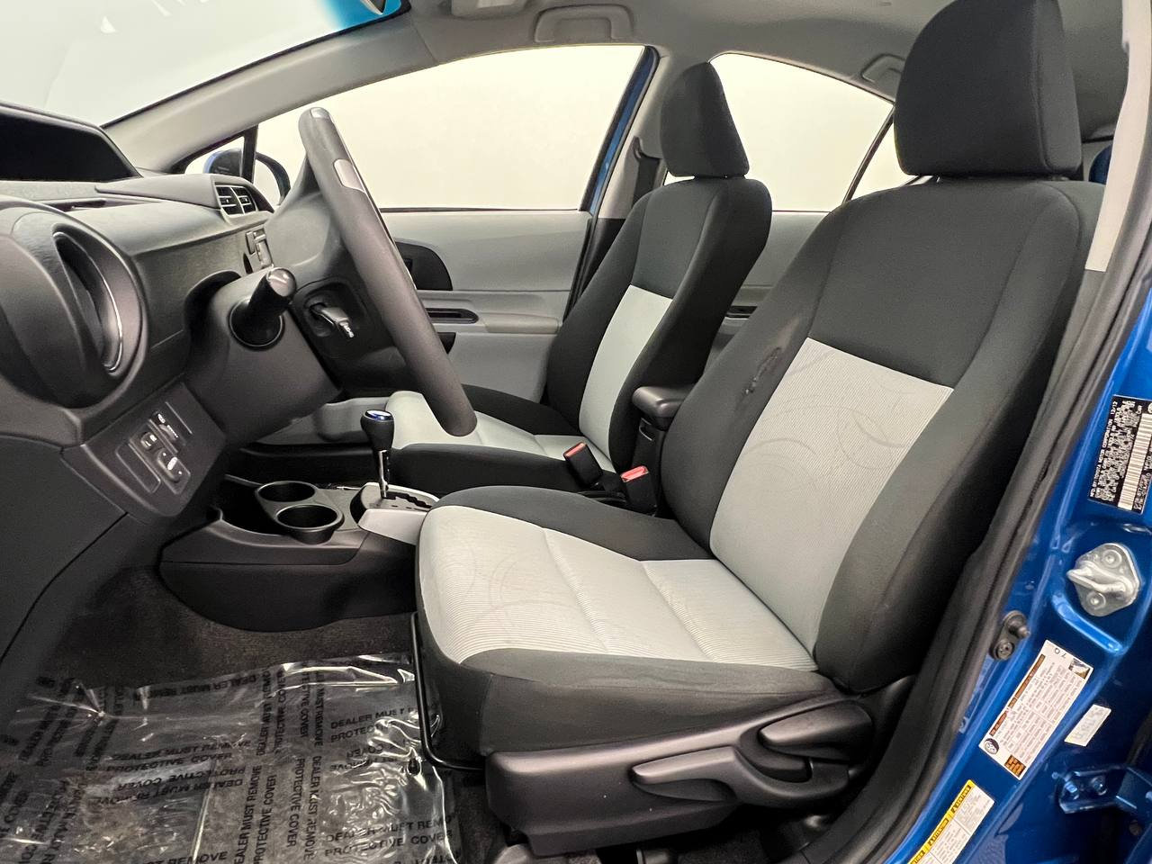 Used 2013 Toyota Prius C Three image 8