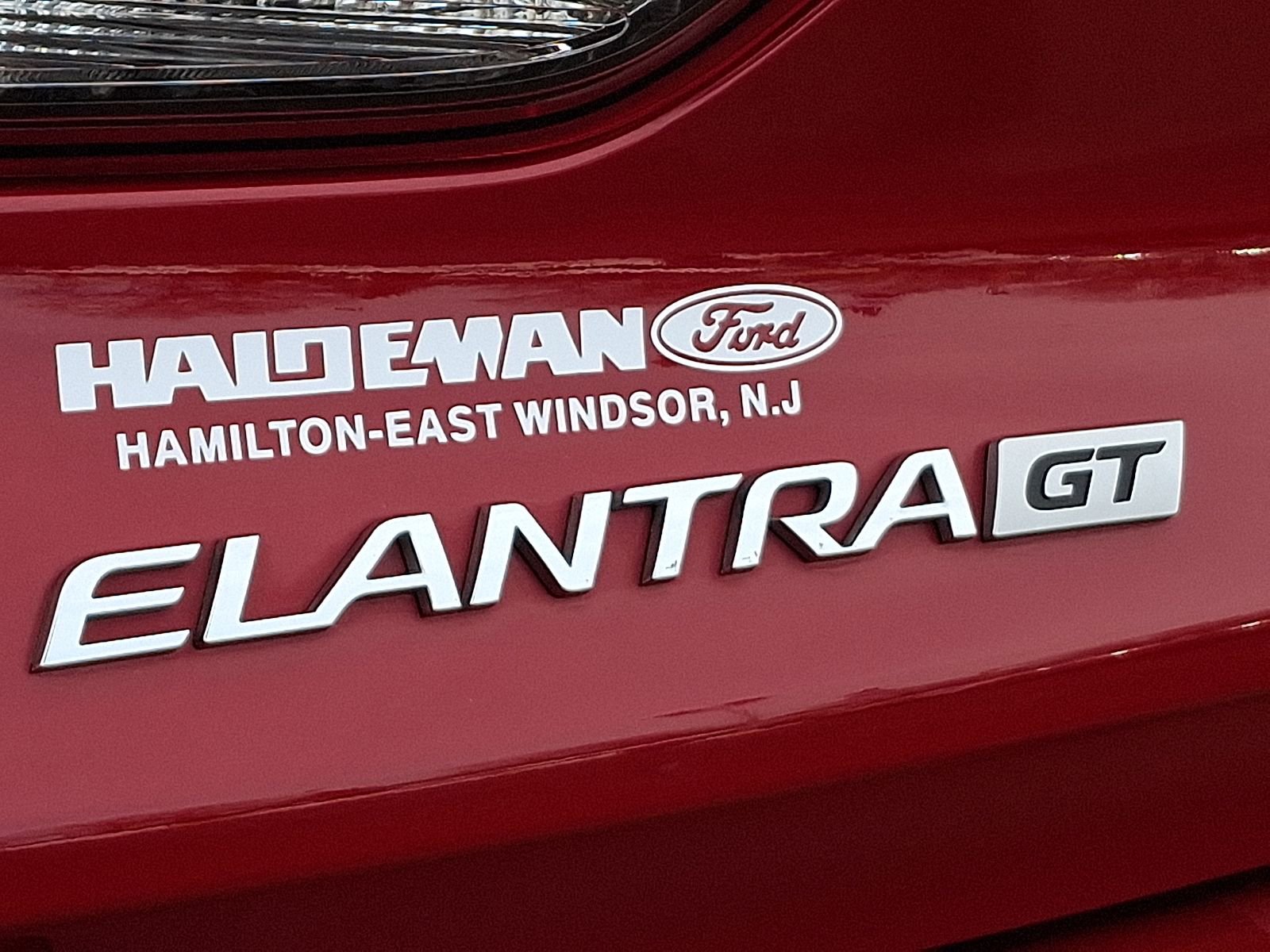 Used 2020 Hyundai Elantra GT N Line image 28