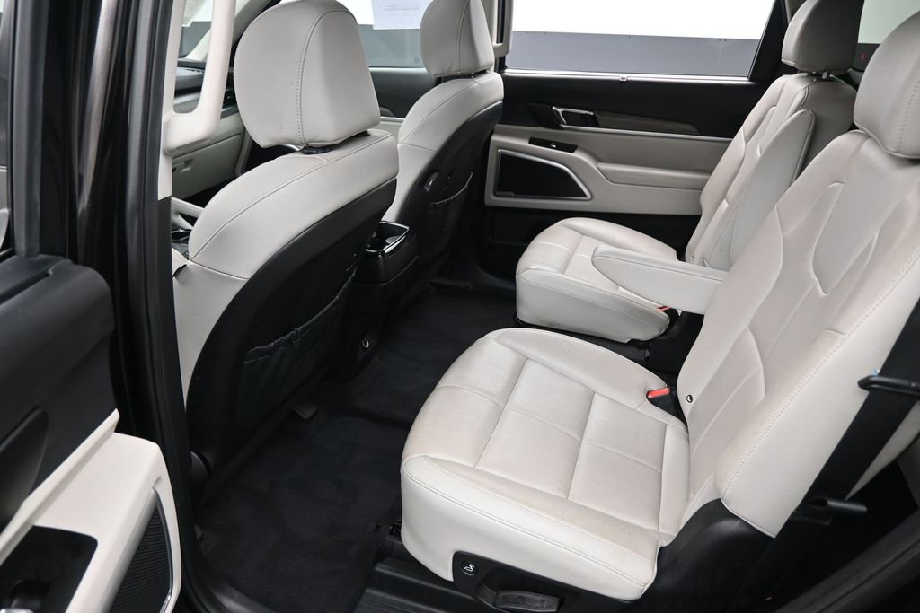 Used 2022 Kia Telluride EX w/ EX Premium Package AWD/4WD image 27