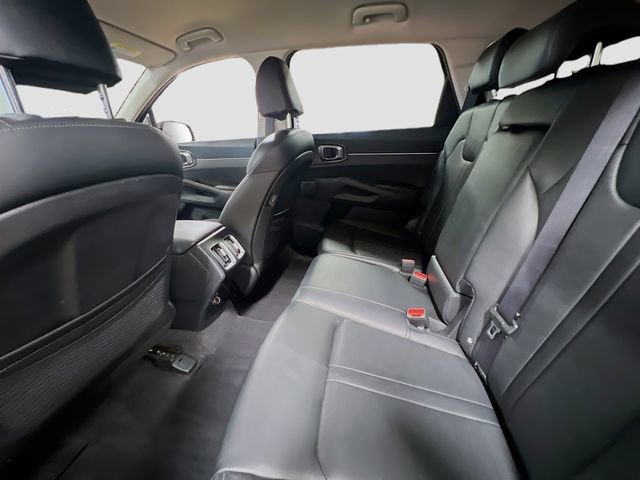 Certified 2024 Kia Sorento S image 25
