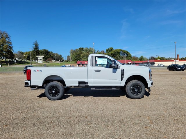 New 2026 Ford F250 XL image 4