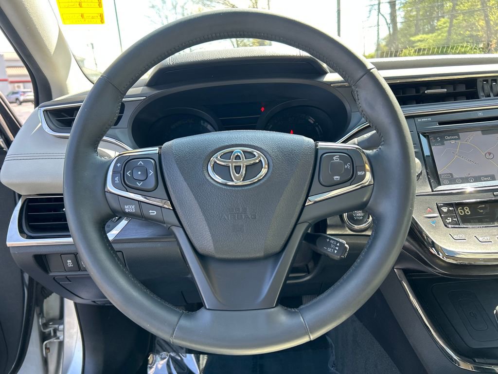 Used 2016 Toyota Avalon Limited FWD image 22