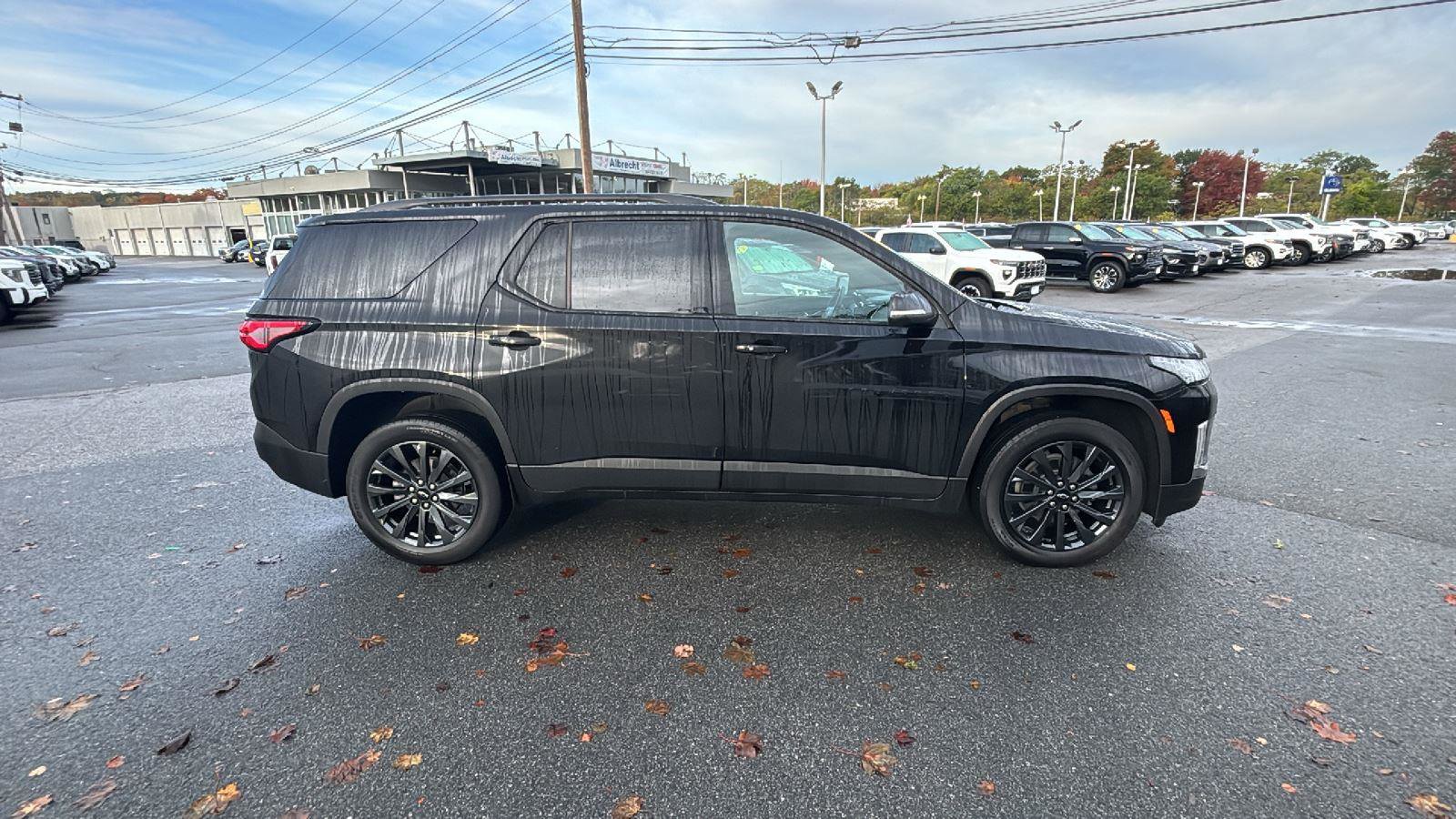 Used 2024 Chevrolet Traverse RS image 8