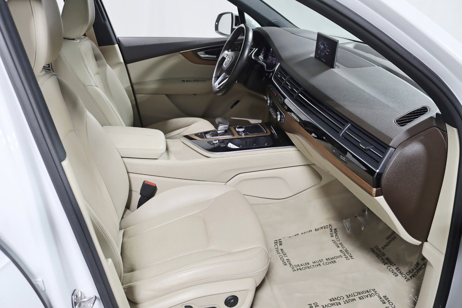 Used 2017 Audi Q7 3.0T Prestige image 36