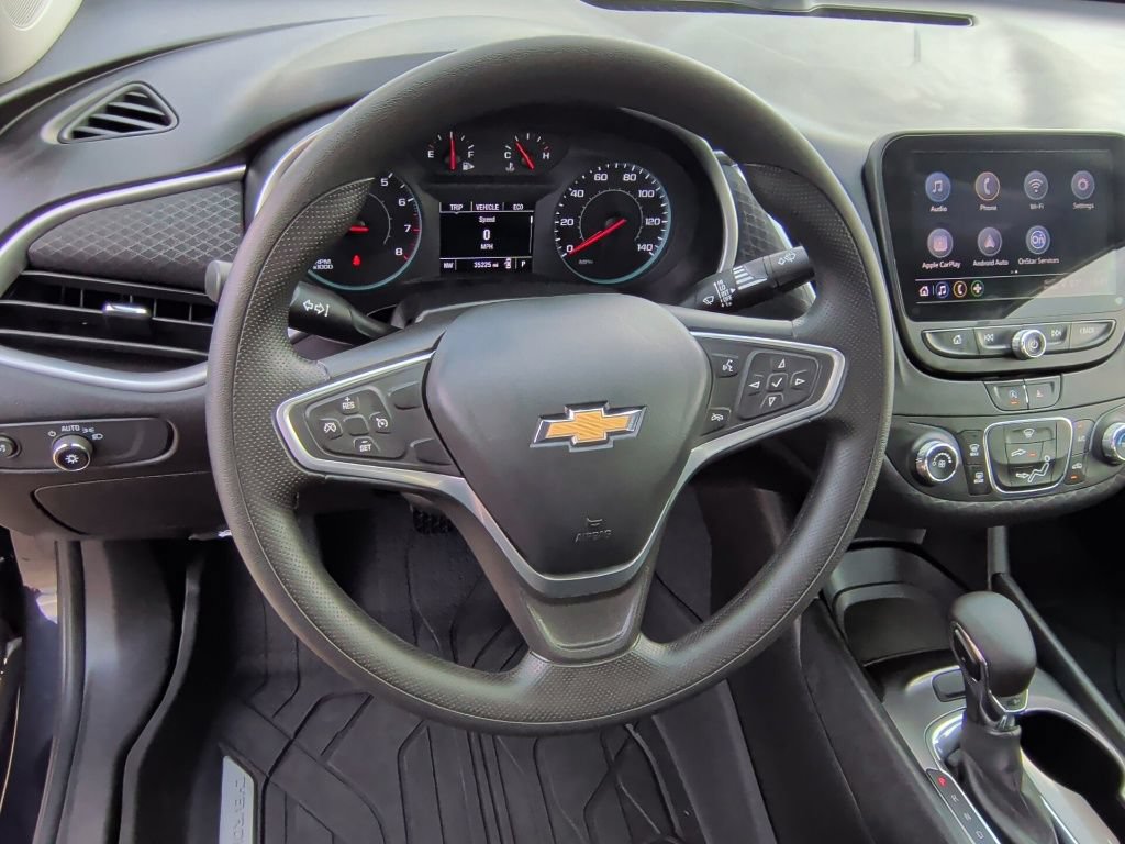 Used 2022 Chevrolet Malibu LS FWD image 16
