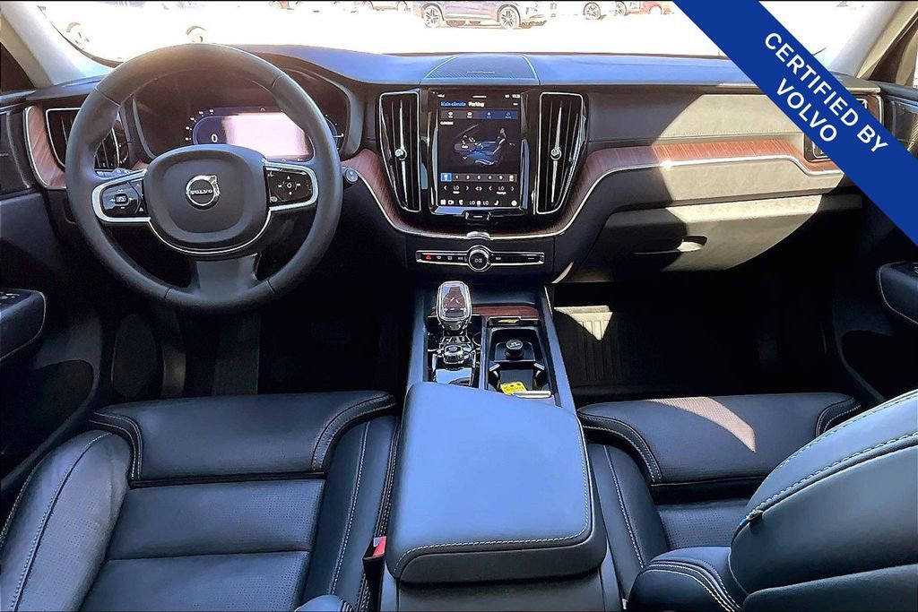 Used 2024 Volvo XC60 T8 Ultimate w/ Protection Package Premier image 20