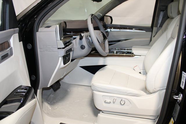 New 2026 Cadillac Escalade Platinum Luxury image 4